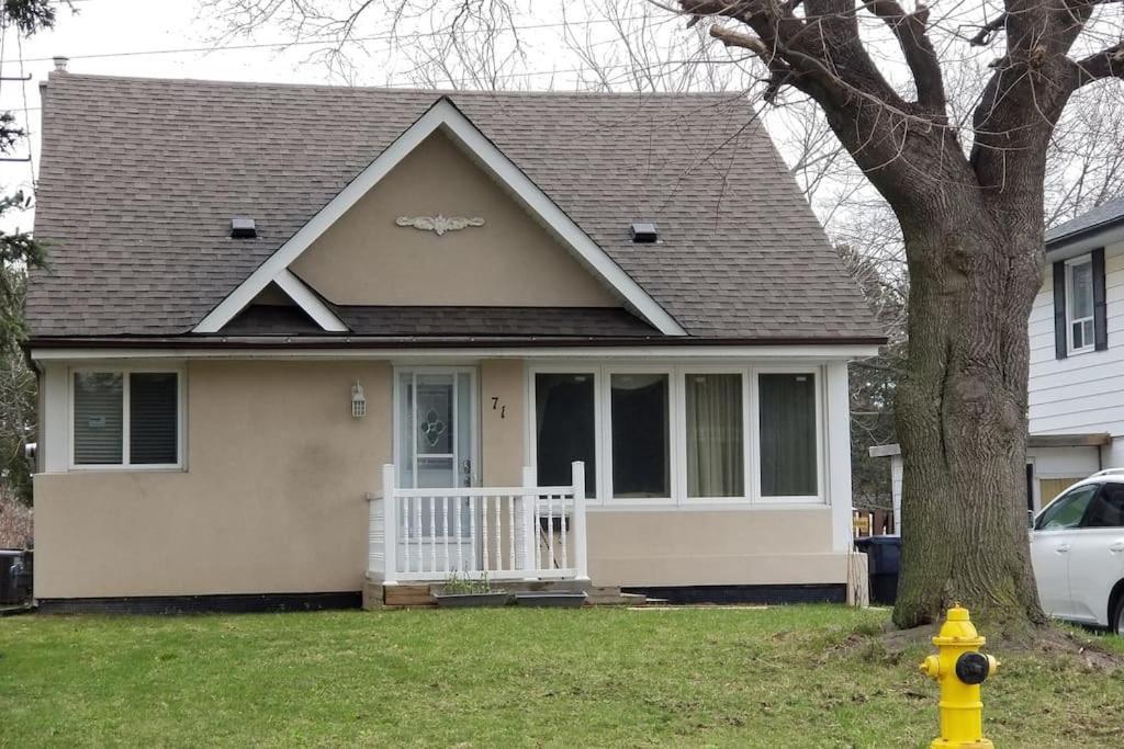 Spacious Mbr Near Kennedy Subway & Go Toronto Exterior foto