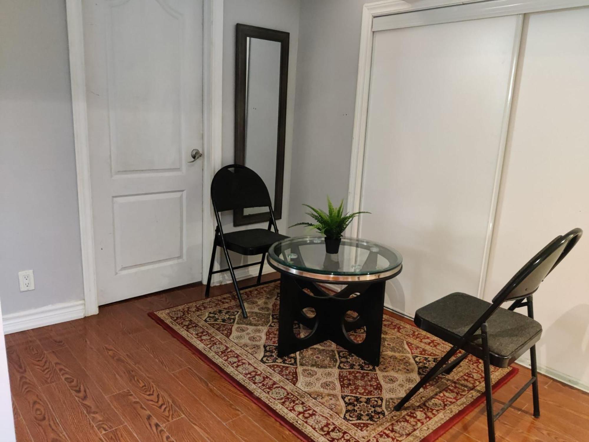 Spacious Mbr Near Kennedy Subway & Go Toronto Exterior foto