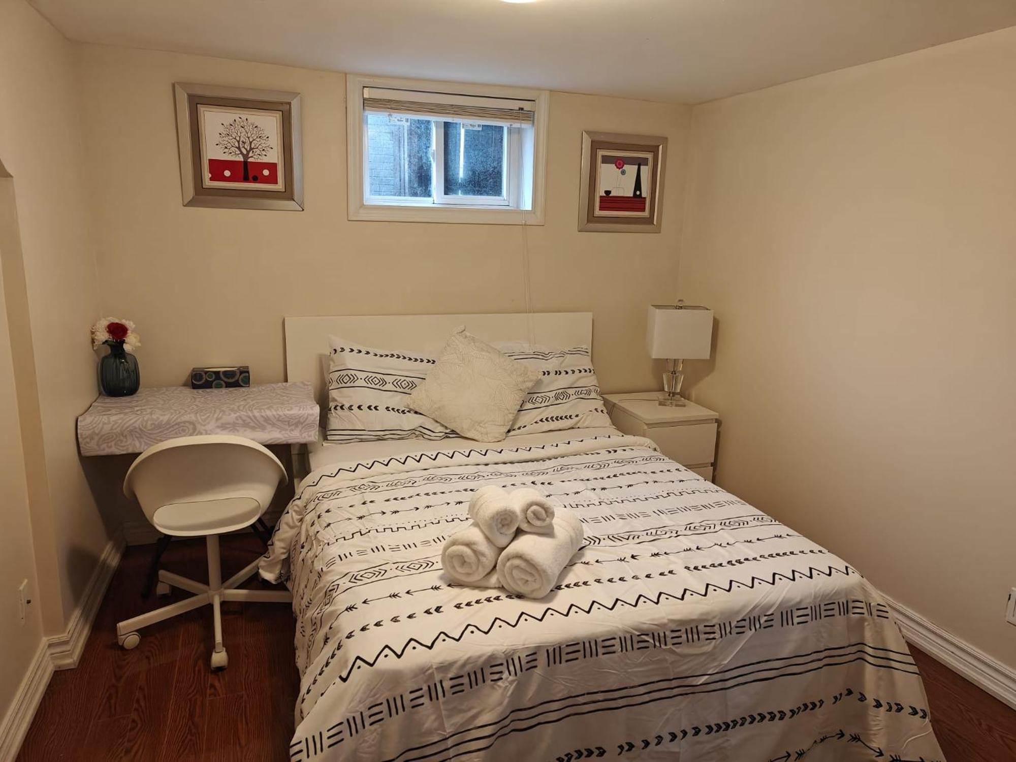 Spacious Mbr Near Kennedy Subway & Go Toronto Exterior foto