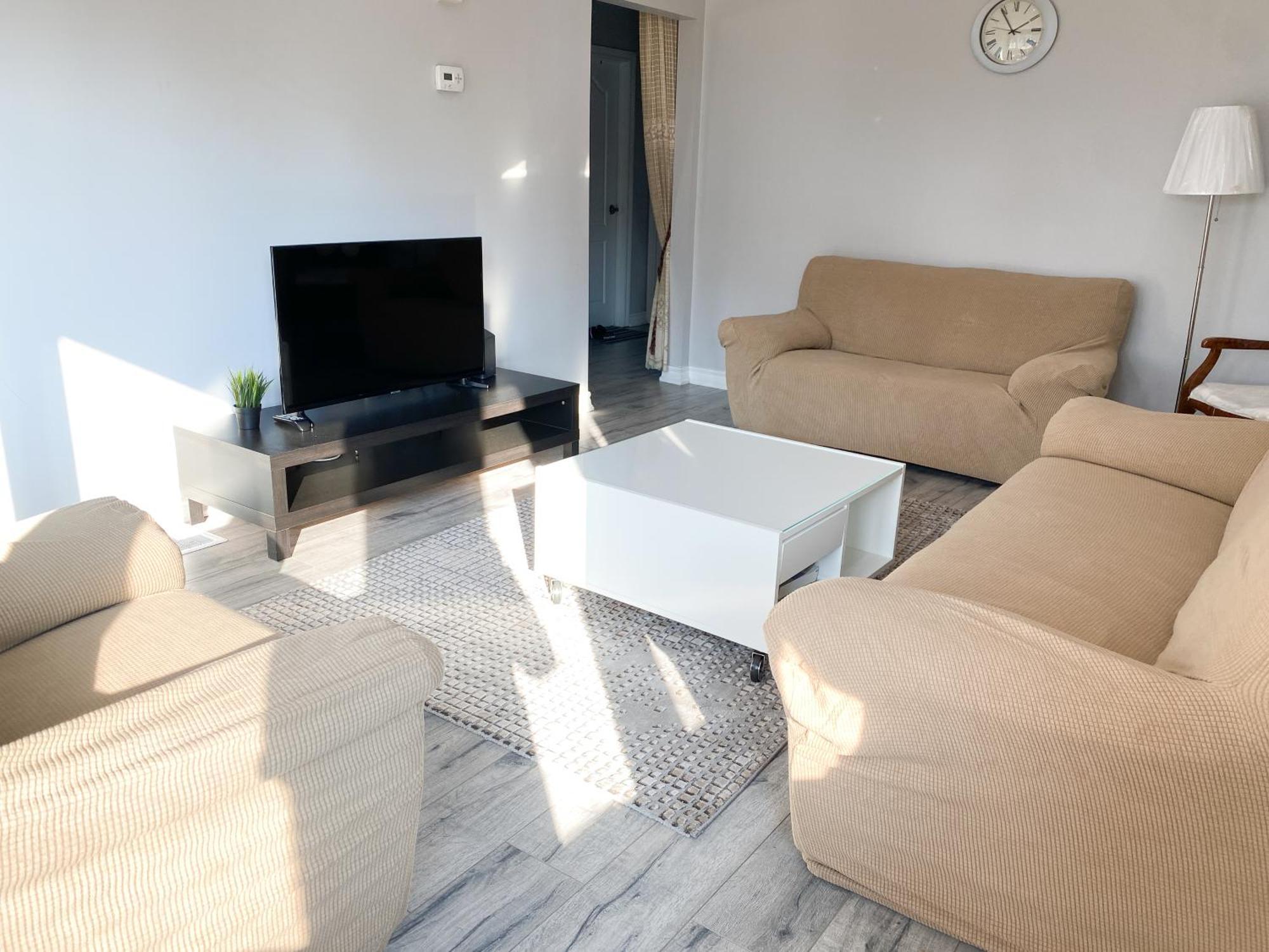 Spacious Mbr Near Kennedy Subway & Go Toronto Exterior foto