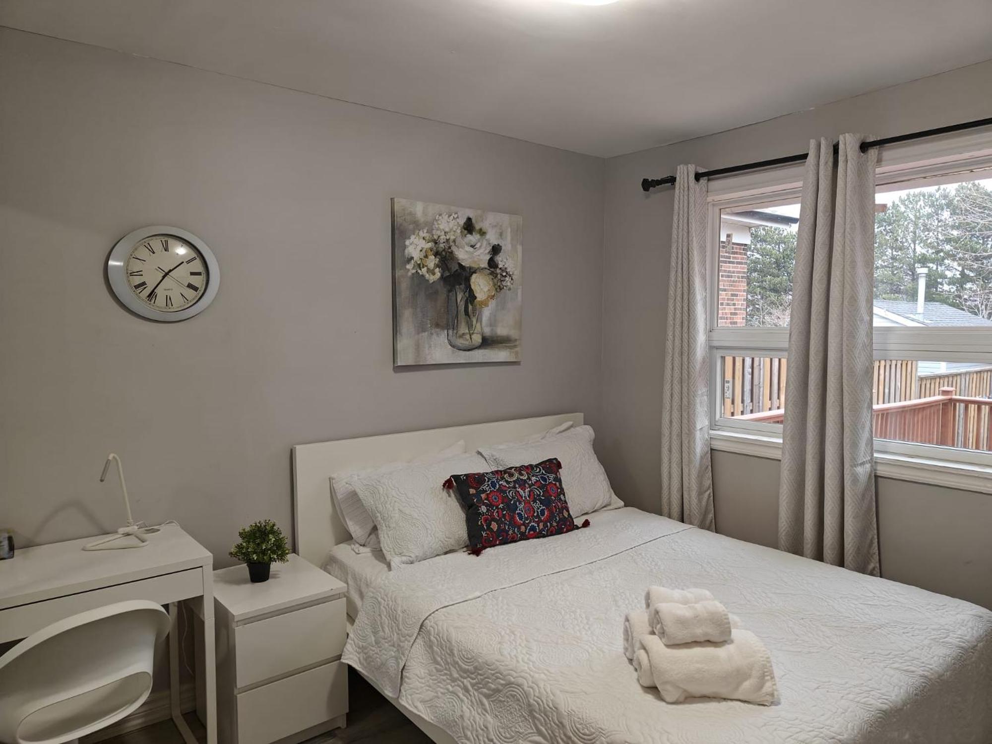 Spacious Mbr Near Kennedy Subway & Go Toronto Exterior foto